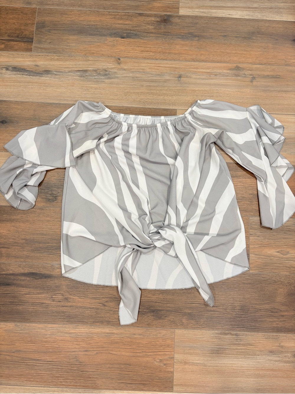 Off the shoulder gray and white top. S/M